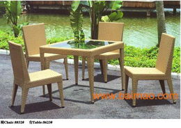 泉州創(chuàng)佳戶外休閑家具公司批發(fā)供應(yīng)太陽(yáng)傘,藤制品桌椅,鑄鋁桌椅,木制品及秋千